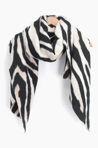 Ainslie Lightweight Scarf