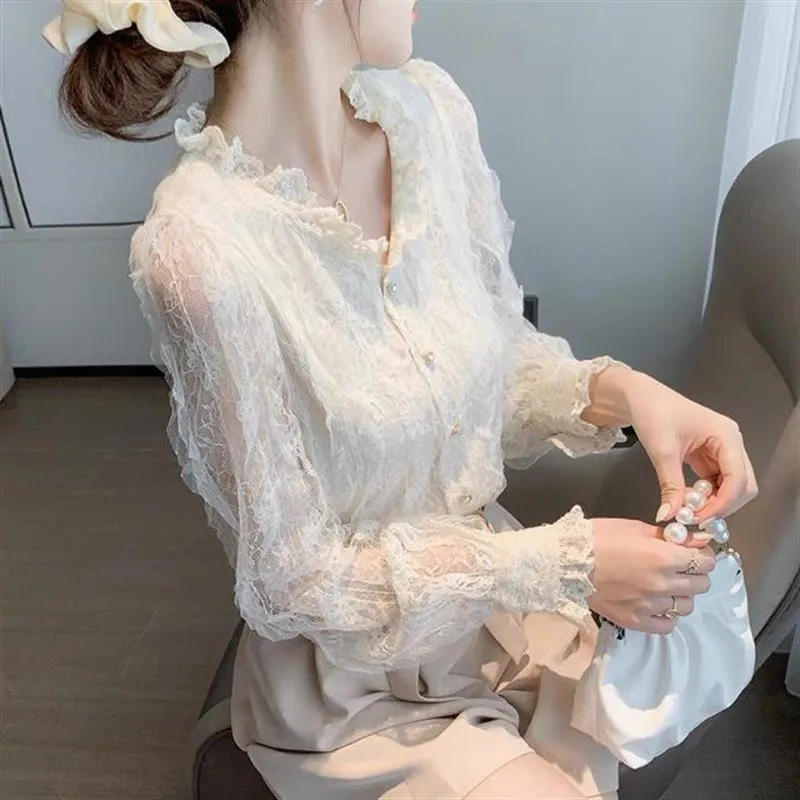 Cute lace long sleeve tops fashion girl tops    S163