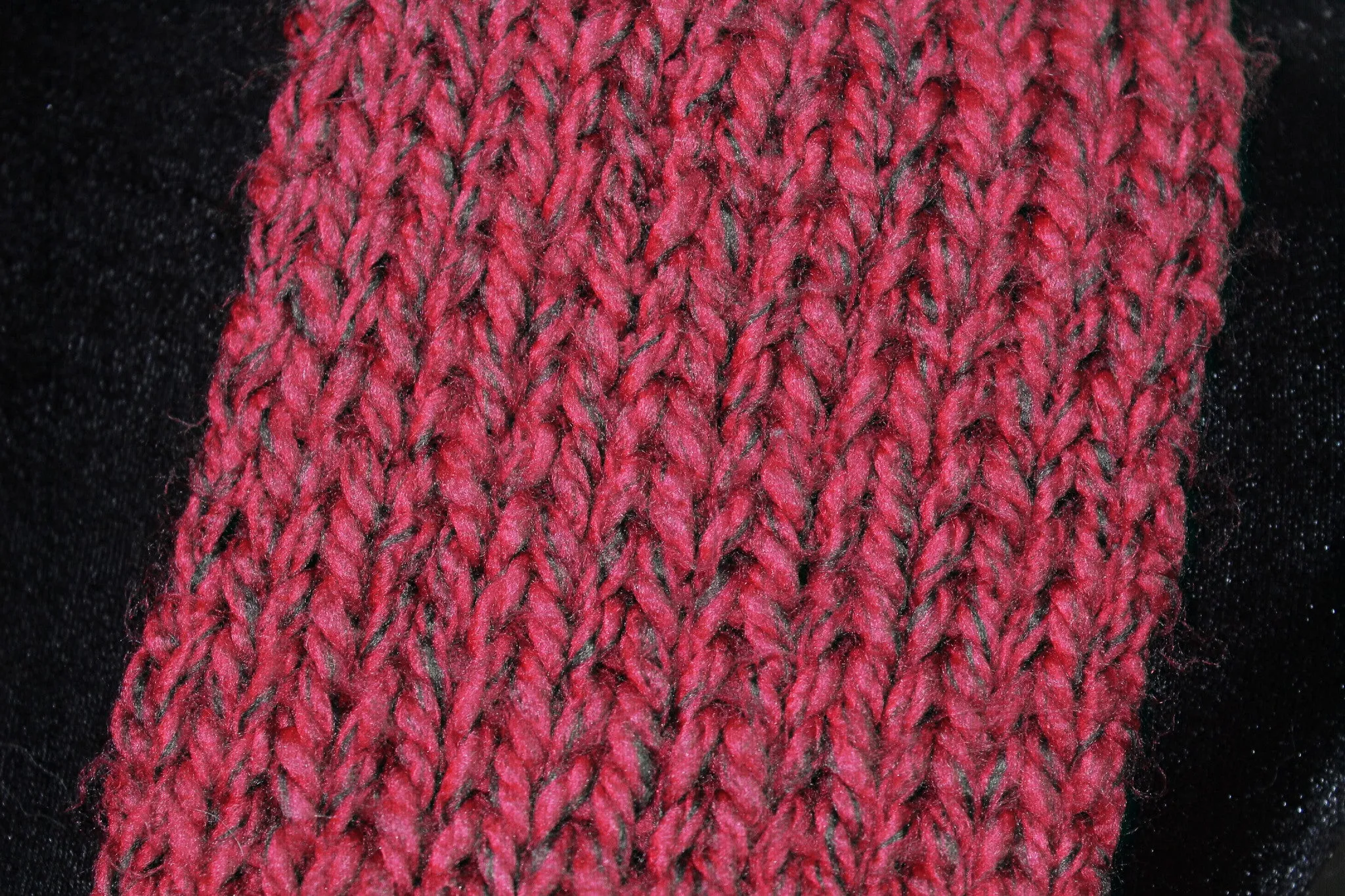 Red Fleck Ribbed Scarf