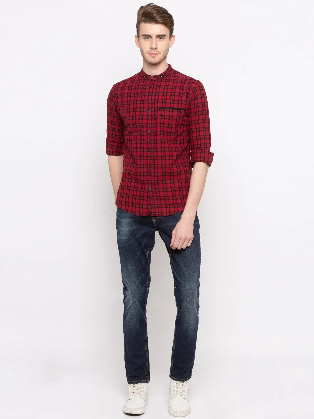 Spykar Men Red Checked Slim Fit Casual Shirt